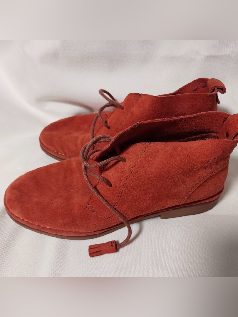 Hush Puppies Rust Suede Catelyn Chukka Booties | Size 8